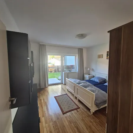 Am Nissberg Apartment *